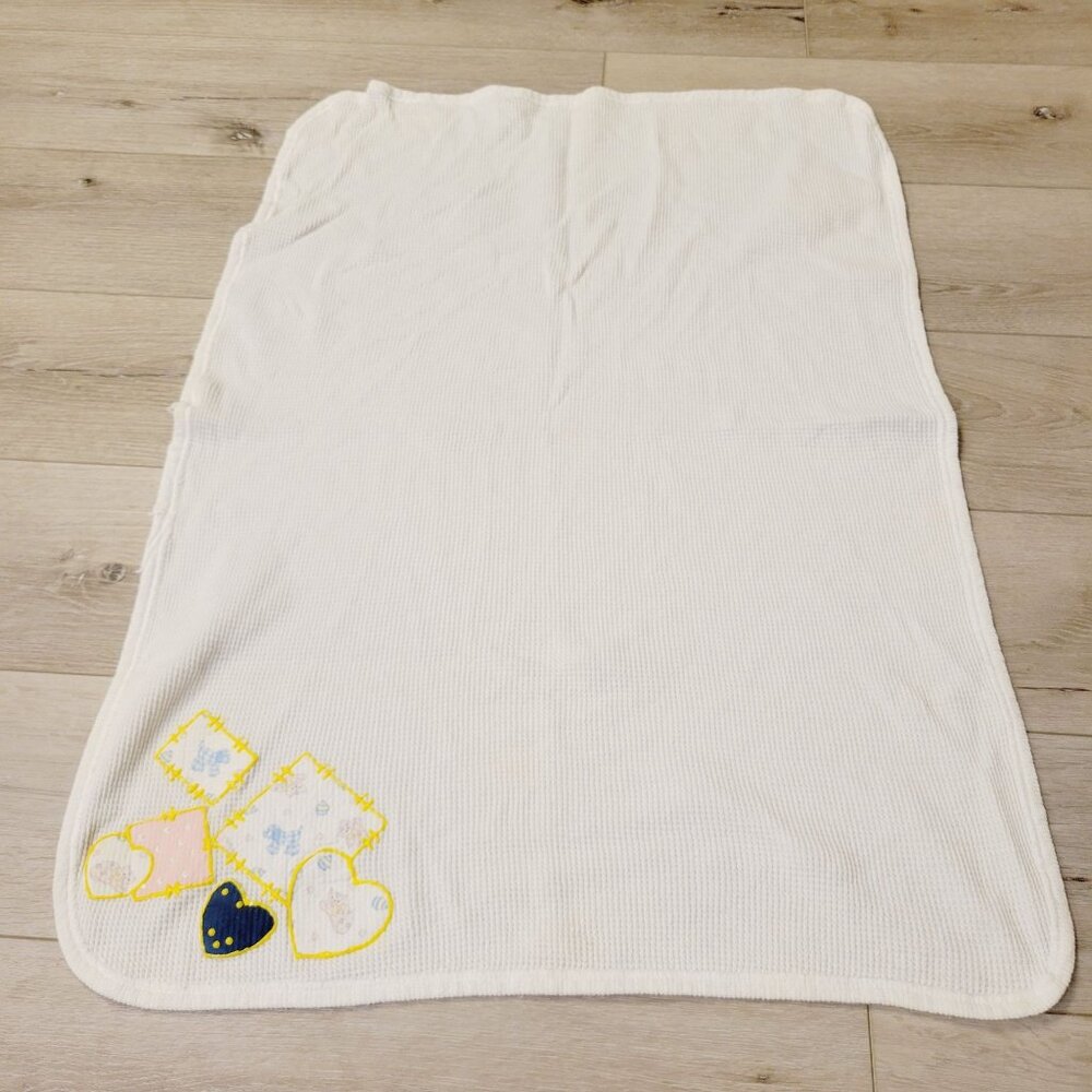 Vtg Baby Morgan Blanket With Patchwork Heart & Teddy Bear Design Waffle Cotton